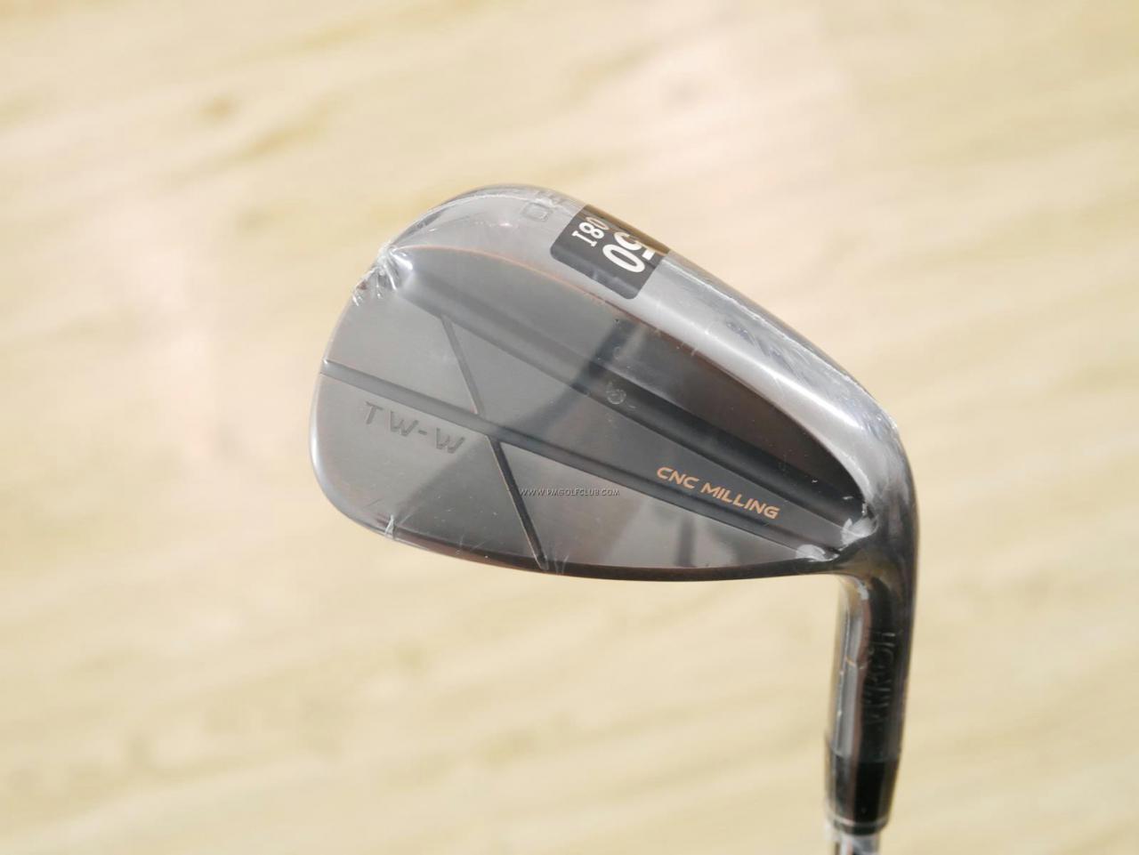 Wedge : Honma : **ของใหม่ ยังไม่แกะพลาสติก** Wedge Honma Tour World TW-W CNC Milled Copper (รุ่นล่าสุด ออกปี 2024) Loft 50 ก้านเหล็ก NS Pro 950 NEO Flex S