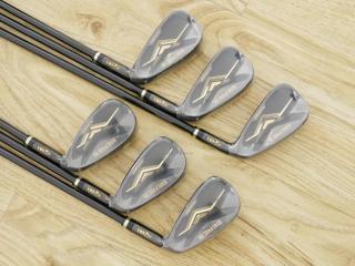 Iron set : Honma : **ของใหม่ ยังไม่แกะพลาสติก** ชุดเหล็ก Honma Beres Black Forged (รุ่นล่าสุด ปี 2022 สวยมากๆ) มีเหล็ก 6-11,Aw (7 ชิ้น เทียบเท่า 5-Pw,Aw) ก้าน ARMRQ MX Flex SR