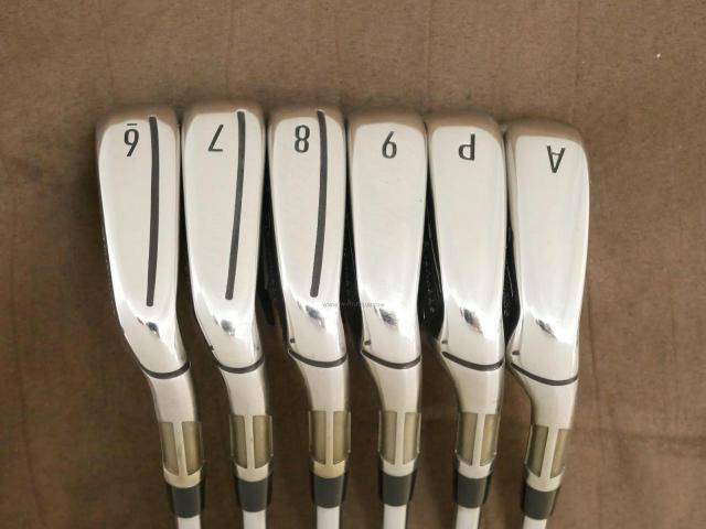 Iron set : Taylormade : ชุดเหล็ก Taylormade SIM 2 MAX (ออกปี 2021 Japan Spec.) มีเหล็ก 6-Pw,Aw (6 ชิ้น) ก้านเหล็ก KBS Max MT 85 Flex R