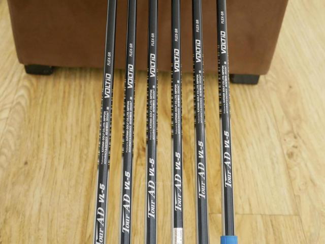 Iron set : Katana : ชุดเหล็ก Katana Voltio III LC (ใบใหญ่ หน้าเด้ง ง่าย ไกล) มีเหล็ก 5-Pw (6 ชิ้น) ก้าน Tour AD VL-5 Flex SR