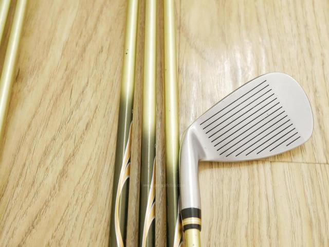 Iron set : Honma : ชุดเหล็ก Honma Beres IS-05 Forged (ปี 2017) มีเหล็ก 5-11 (7 ชิ้น ระยะเทียบเท่า 4-Pw ของรุ่นอื่นๆ) ก้าน ARMRQ ∞ (48) Flex R (2 ดาว)