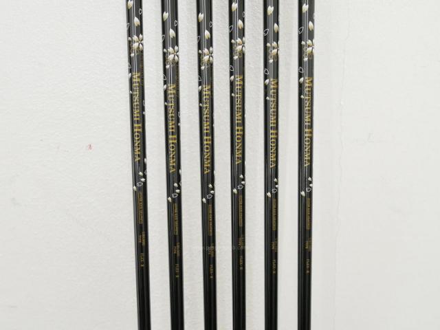 Iron set : Other Brand : **ของใหม่ ยังไม่แกะพลาสติก** ชุดเหล็ก Mutsumi Honma MH777 One Length (ใบใหญ่ ตีง่าย ไกล) มีเหล็ก 5-Pw (6 ชิ้น) ก้านกราไฟต์ Flex R