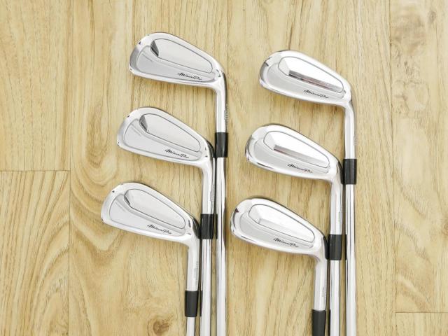 Iron set : Mizuno : ชุดเหล็ก Mizuno Pro 520 Forged (ปี 2021 นุ่มมาก) มีเหล็ก 5-Pw (6 ชิ้น) ก้านเหล็ก Dynamic Gold 105 R300