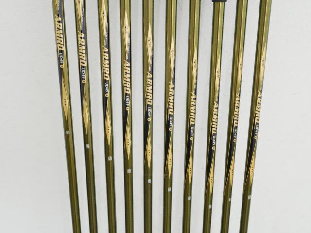 Iron set : Honma : **ก้าน 3 ดาว** Honma Beres MG703 (หน้าเด้ง) มีเหล็ก 4-11,Aw,Sw (10 ชิ้น เทียบเท่า 3-Pw,Aw,Sw) ก้าน ARMRQ UD49 Flex R (3 ดาว)