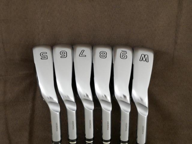 Iron set : Ping : ชุดเหล็ก Ping G425 (รุ่นปี 2021 Japan Spec. ใบใหญ่ ง่าย ไกล) มีเหล็ก 5-Pw (6 ชิ้น) ก้านกราไฟต์ Graphite Design RAUNE i90 Flex R