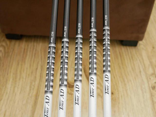 Iron set : PRGR : ชุดเหล็ก PRGR RS Titanium Face (ออกปี 2017 ตีไกล) มีเหล็ก 6-Pw (5 ชิ้น) ก้านกราไฟต์ Tour AD 75 Flex R