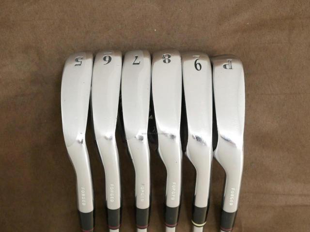 Iron set : Daiwa : ชุดเหล็ก Daiwa OnOff + (Forged) มีเหล็ก 5-Pw (6 ชิ้น) ก้านเหล็ก NS Pro 950 Flex S