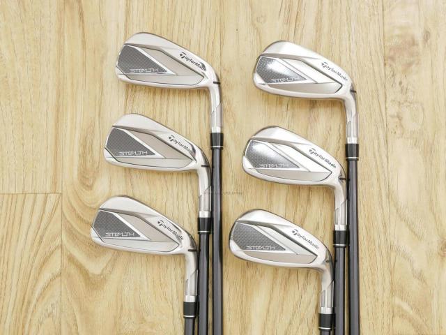 Iron set : Taylormade : ชุดเหล็ก Taylormade Stealth (ออกปี 2022 Japan Spec.) มีเหล็ก 5-Pw (6 ชิ้น) ก้านกราไฟต์ Mitsubishi Tensei TM60 Flex S