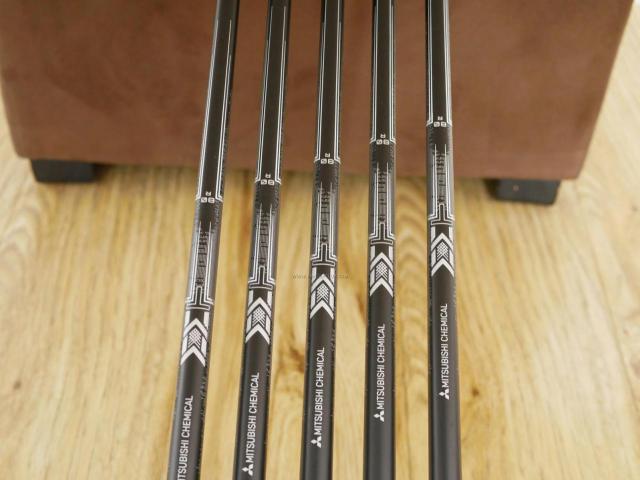 Iron set : PXG : ชุดเหล็ก PXG 0211 DUAL COR (ออกปี 2021 หน้าเด้ง ตีไกลมากๆ) มีเหล็ก 6-Pw (5 ชิ้น) ก้านกราไฟต์ Mitsubishi MMT 80 Flex R