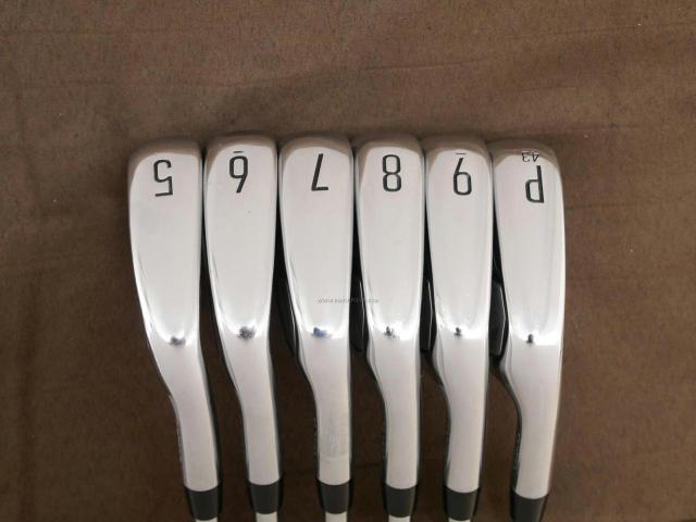 Iron set : Titleist : ชุดเหล็ก Titleist T200 Forged (รุ่นปี 2022 Japan Spec) มีเหล็ก 5-Pw (6 ชิ้น) ก้านเหล็ก NS Pro 105T Flex S 