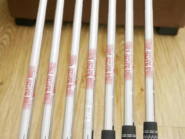 Iron set : Titleist : ชุดเหล็ก Titleist T300 (ออกปี 2019) มีเหล็ก 5-Pw,48 (7 ชิ้น) ก้านเหล็ก NS Pro 880 AMC Flex R