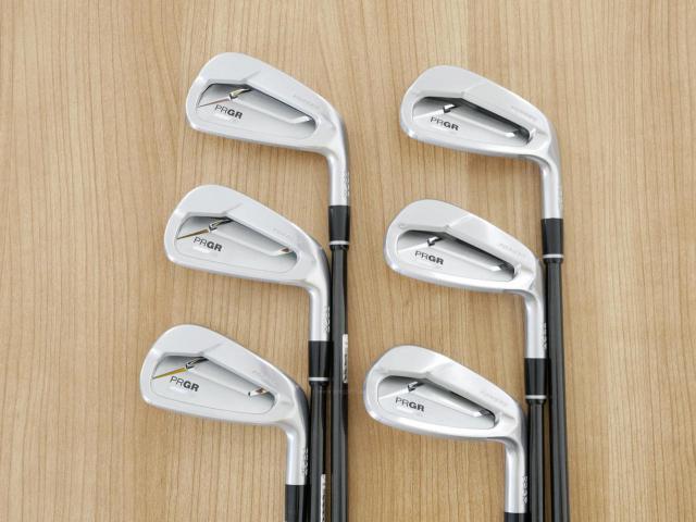 Iron set : PRGR : ชุดเหล็ก PRGR 03 Forged (รุ่นล่าสุด ปี 2024 ตีง่าย ไกลมากๆๆ) มีเหล็ก 6-Pw,AW (6 ชิ้น) ก้านกราไฟต์ Mitsubishi Diamana Flex R