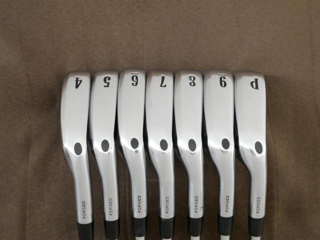 Iron set : Callaway : ชุดเหล็ก Callaway X-Tour (Forged) มีเหล็ก 4-Pw (7 ชิ้น) ก้านเหล็ก Dynamic Gold S300