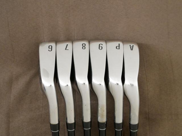 Iron set : Other Brand : ชุดเหล็ก Srixon GIE (ใบใหญ่ ตีง่าย) มีเหล็ก 6-Pw,Aw (6 ชิ้น) ก้านกราไฟต์ Miyazaki 61 Flex R