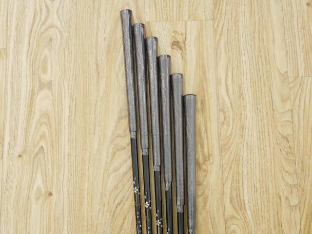 Iron set : Other Brand : **ของใหม่ ยังไม่แกะพลาสติก** ชุดเหล็ก Mutsumi Honma MH777 One Length (ใบใหญ่ ตีง่าย ไกล) มีเหล็ก 5-Pw (6 ชิ้น) ก้านกราไฟต์ Flex SR