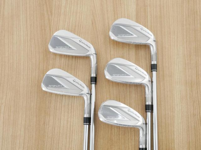 Iron set : Taylormade : **ของใหม่ ยังไม่แกะพลาสติก** ชุดเหล็ก Taylormade Stealth (ออกปี 2022 Japan Spec.) มีเหล็ก 6-Pw (5 ชิ้น) ก้านเหล็ก KBS Max MT 85 Flex S