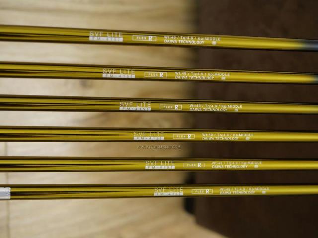 Iron set : Daiwa : ชุดเหล็ก Daiwa GIII (รุ่นท๊อปสุดๆ ของใหม่ 8 หมื่นบาท ออกปี 2016 หน้าเด้งสุดๆ COR 0.825 ใบใหญ่ ตีไกลมาก) มีเหล็ก 7-10,Pw,Aw (6 ชิ้น) ก้านกราไฟต์ Flex R