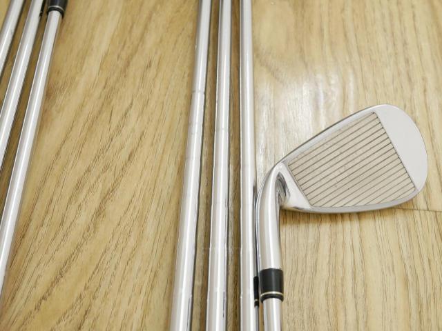 Iron set : Taylormade : ชุดเหล็ก Taylormade Gloire (รุ่นท๊อปสุด Japan Spec. ใบใหญ่ ตีง่าย ไกล) มีเหล็ก 5-Pw,Aw (7 ชิ้น) ก้านเหล็ก NS Pro 950 Flex S