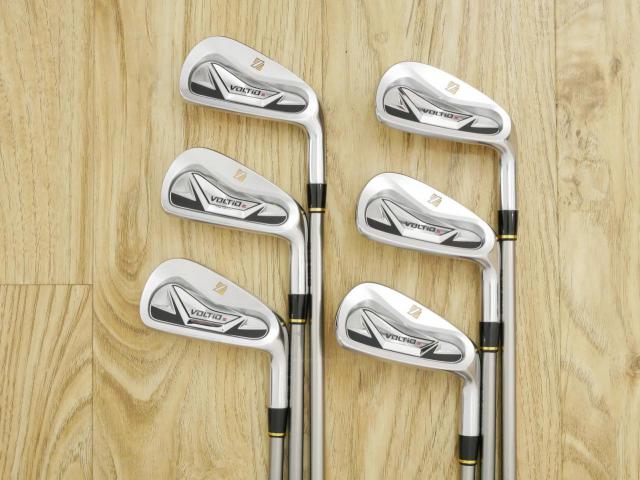 Iron set : Katana : ชุดเหล็ก Katana Voltio III Forged มีเหล็ก 5-Pw (6 ชิ้น) ก้านกราไฟต์ Proforce 75 Rv2 Gold Flex R