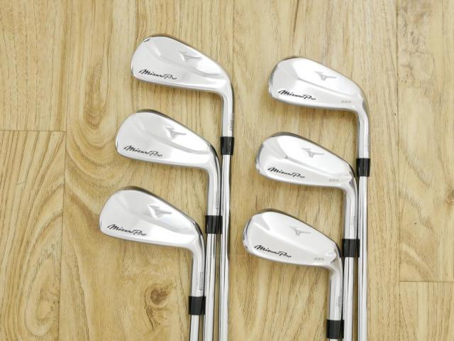 Iron set : Mizuno : ชุดเหล็ก Mizuno Pro 225 Forged (ปี 2023 นุ่ม แน่น ระยะดี) มีเหล็ก 5-Pw (6 ชิ้น) ก้านเหล็ก NS Pro ZELOS 7 Flex R
