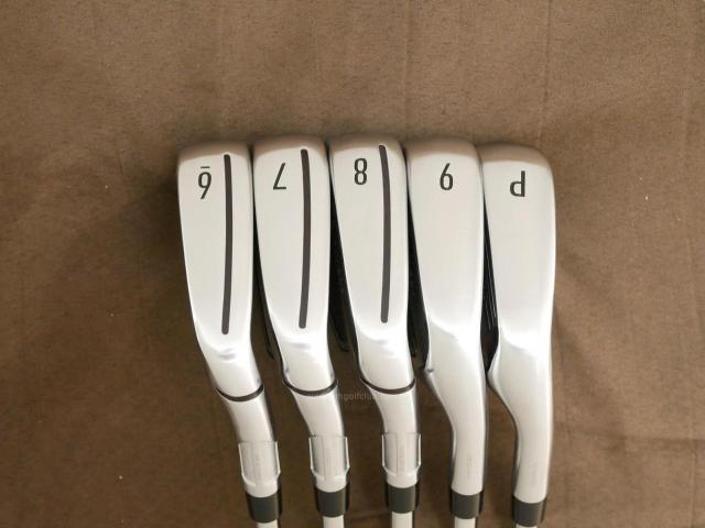 Iron set : Taylormade : ชุดเหล็ก Taylormade Qi (รุ่นล่าสุด ออกปี 2024 Japan Spec.) มีเหล็ก 6-Pw (5 ชิ้น) ก้านเหล็ก NS Pro 910GH Flex S