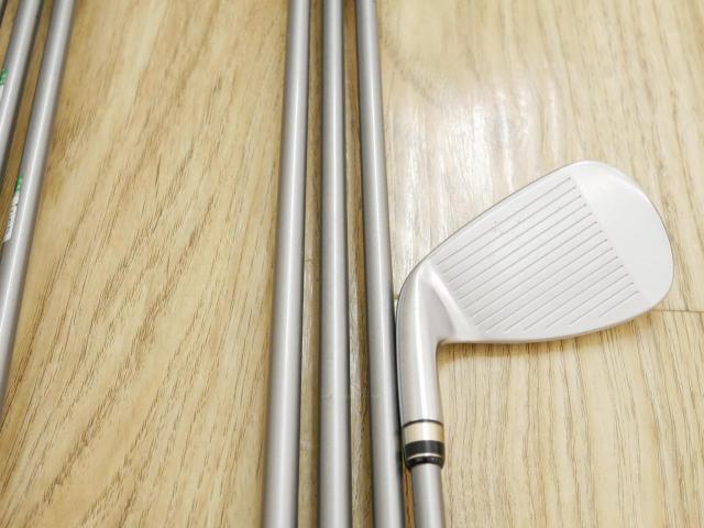 Iron set : PRGR : ชุดเหล็ก PRGR Egg PF Forged (รุ่นปี 2019 ตีง่ายและไกลมากๆ โกงสุดๆ) มีเหล็ก 5-Pw,Aw (7 ชิ้น) ก้านกราไฟต์ M-40 Flex SR