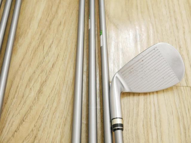 Iron set : PRGR : ชุดเหล็ก PRGR Egg PF Forged (รุ่นปี 2019 ตีง่ายและไกลมากๆ โกงสุดๆ) มีเหล็ก 7-Pw,Aw,As,Sw (7 ชิ้น) ก้านกราไฟต์ M-40 Flex SR