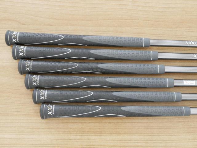 Iron set : XXIO : ชุดเหล็ก XXIO Forged 4 มีเหล็ก 5-Pw (6 ชิ้น) ก้านกราไฟต์ MX-4000 Flex S