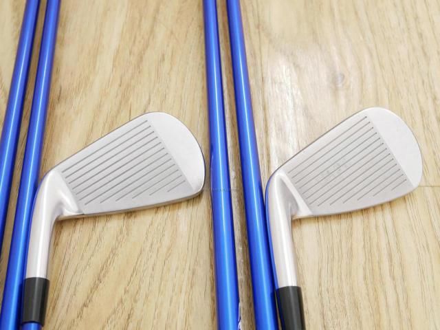 Iron set : Mizuno : ชุดเหล็ก Mizuno JPX 900 Forged (นุ่มมาก ตีง่าย ระยะดี) มีเหล็ก 5-Pw,Aw (7 ชิ้น) ก้านกราไฟต์ Flex SR