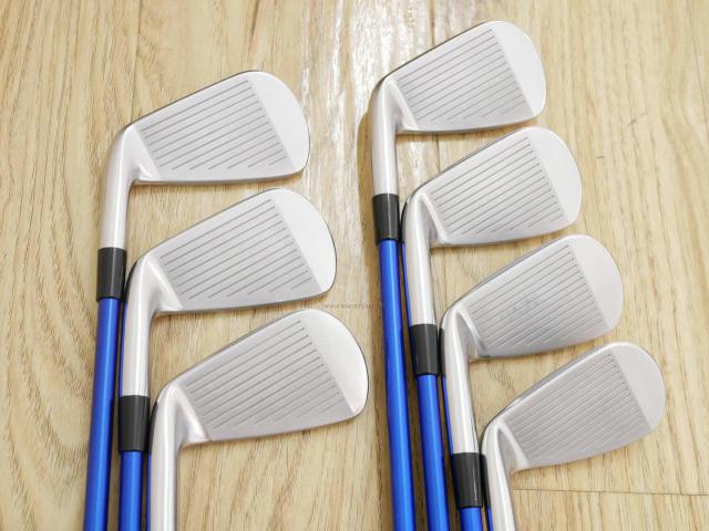 Iron set : Mizuno : ชุดเหล็ก Mizuno JPX 900 Forged (นุ่มมาก ตีง่าย ระยะดี) มีเหล็ก 5-Pw,Aw (7 ชิ้น) ก้านกราไฟต์ Flex SR