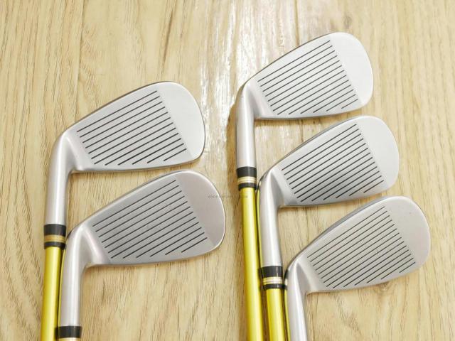 Iron set : Honma : **ก้าน 3 ดาว** ชุดเหล็ก Honma Beres IS-05 Forged (รุ่นปี 2017) มีเหล็ก 7-11 (5 ชิ้น) ก้าน ARMRQ ∞ (48) Flex SR (3 ดาว)