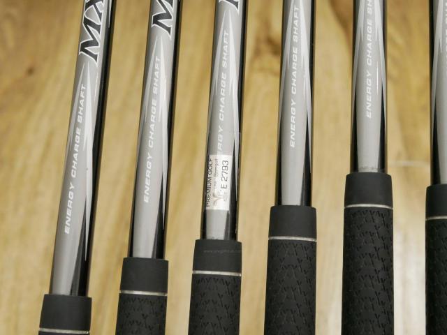 Iron set : XXIO : ชุดเหล็ก XXIO Forged 3 (นุ่ม ง่าย ไกล) มีเหล็ก 6-Pw,Aw (6 ชิ้น) ก้านกราไฟต์ Flex R