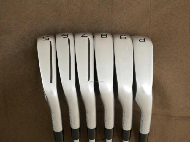 Iron set : Taylormade : ชุดเหล็ก Taylormade P790 (ตัวท้อปสุด ล่าสุด ปี 2023 Japan Spec.) มีเหล็ก 5-Pw (6 ชิ้น) ก้านเหล็ก NS Pro Modus 105 Flex S