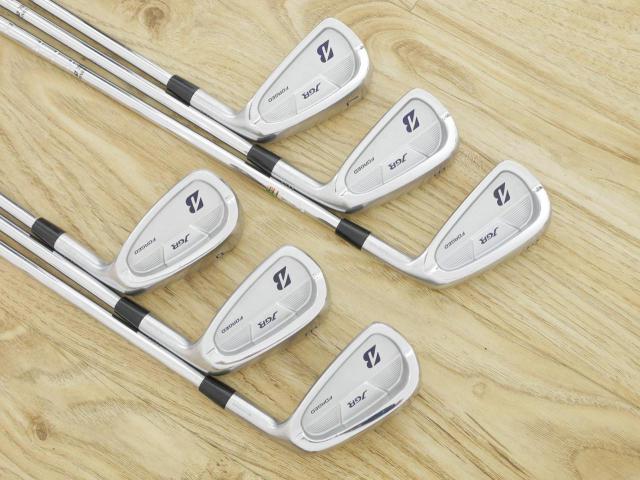 Iron set : Bridgestone : Bridgestone JGR Forged (ออกปี 2017 นุ่ม แน่น) มีเหล็ก 5-PW (6 ชิ้น) ก้านเหล็ก XP95 S200