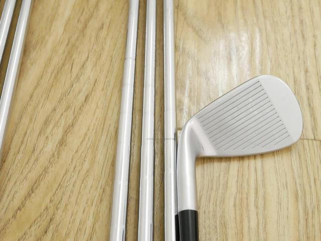 Iron set : Taylormade : ชุดเหล็ก Taylormade P790 (ตัวท้อปสุด ล่าสุด ปี 2023 Japan Spec.) มีเหล็ก 4-Pw (7 ชิ้น) ก้านเหล็ก NS Pro Modus 105 Flex S