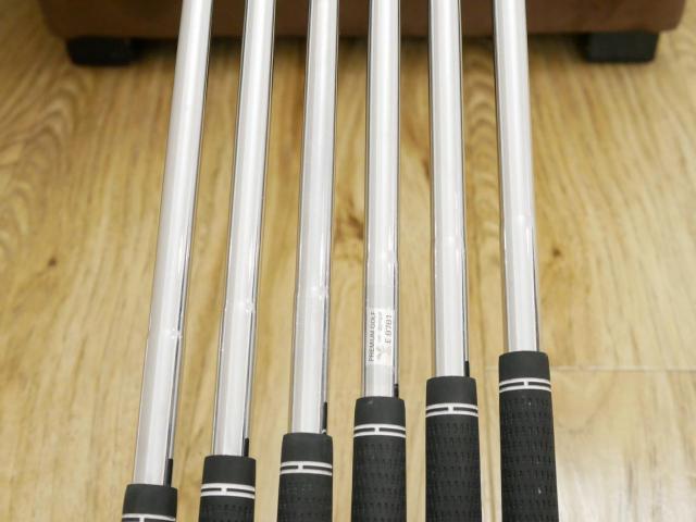 Iron set : Titleist : ชุดเหล็ก Titleist VG3 Forged (Japan Spec. ออกปี 2015) มีเหล็ก 5-Pw (6 ชิ้น) ก้านเหล็ก Shimada Flex S