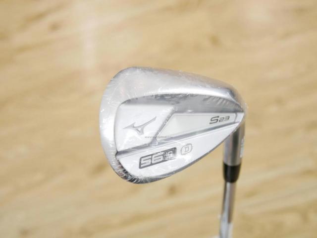 Wedge : Other : **ของใหม่ ยังไม่แกะพลาสติก** Wedge Mizuno S23 Forged Loft 56 ก้านเหล็ก Dynamic Gold S200