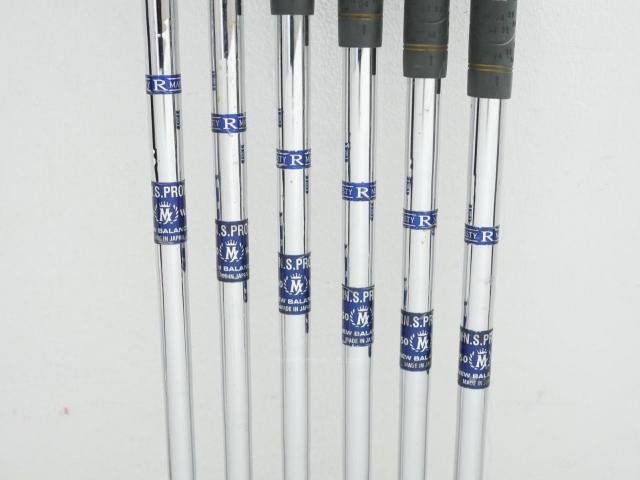 Iron set : Maruman : ชุดเหล็ก Maruman Majesty Royal VQ (รุ่นท๊อปสุด) มีเหล็ก 5-Pw (6 ชิ้น) ก้านเหล็ก NS Pro 950 Flex R