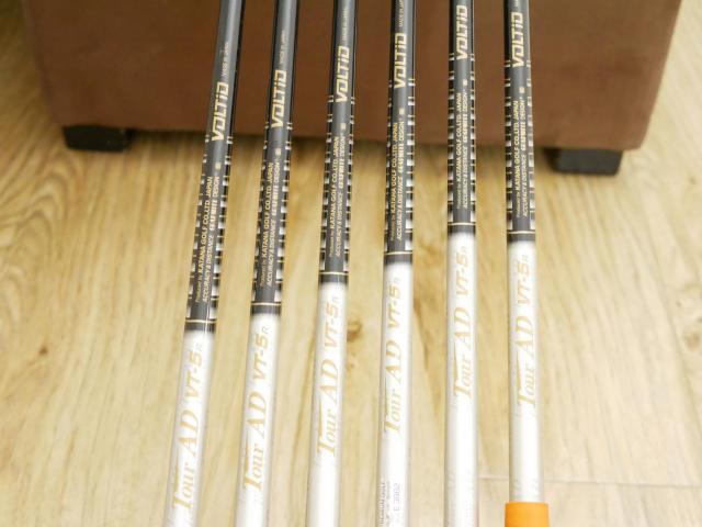 Iron set : Katana : ชุดเหล็ก Katana Voltio III LC (ใบใหญ่ หน้าเด้ง ง่าย ไกล) มีเหล็ก 5-Pw (6 ชิ้น) ก้าน Tour AD VT-5 Flex R