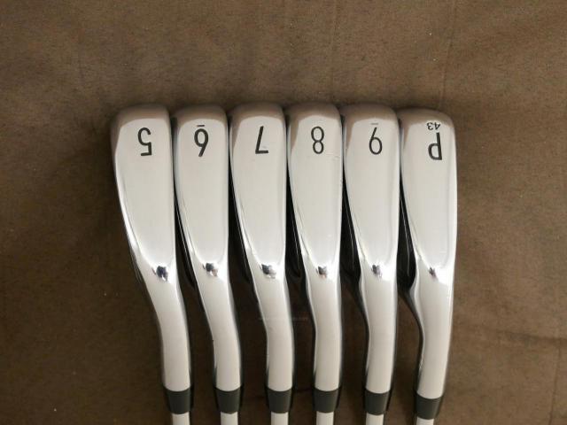 Iron set : Titleist : ชุดเหล็ก Titleist T200 (รุ่นปี 2020) มีเหล็ก 5-Pw (6 ชิ้น) ก้านเหล็ก NS Pro Modus 120 Flex S