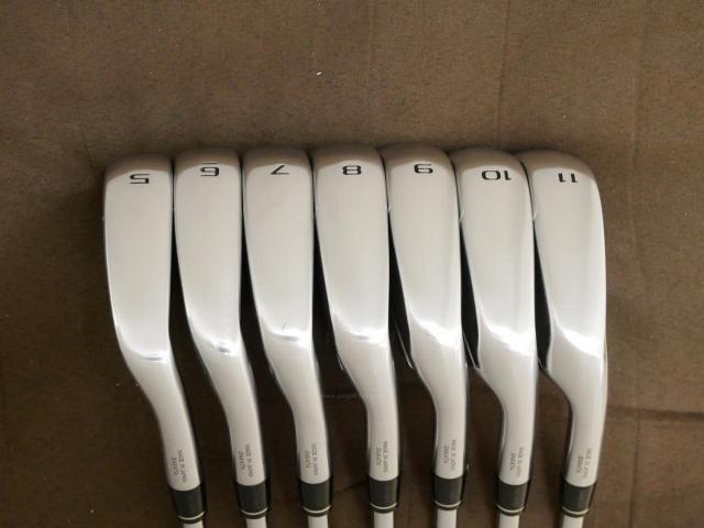 Iron set : Honma : ชุดเหล็ก Honma Tour World TR21X (ออกปี 2021 ตีง่าย ไกล) มีเหล็ก 5-11 (7 ชิ้น) ก้านเหล็ก NS Pro 950 NEO Flex R