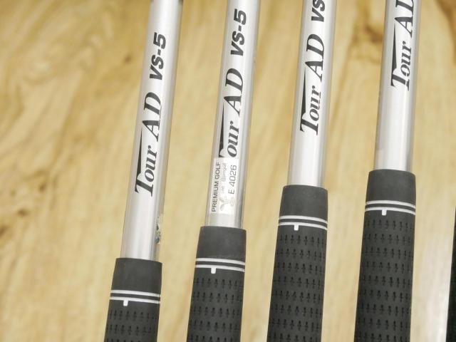 Iron set : Katana : ชุดเหล็กกระเทย Katana Voltio III G Series Hi (ตีง่าย ไกลมาก) มีเหล็ก 7-Pw,Aw,Sw (6 ชิ้น ระยะเทียบเท่า เหล็ก 6-Pw,Sw) ก้าน Tour AD VS-5 Flex R