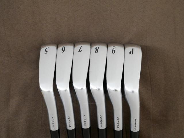 Iron set : Other Brand : ชุดเหล็ก Srixon Z565 Forged มีเหล็ก 5-Pw (6 ชิ้น) ก้านกราไฟต์ Miyazaki 8 Flex S