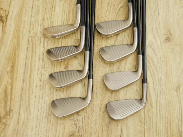 Iron set : Mizuno : ชุดเหล็ก Mizuno JPX EZ Forged (ใบใหญ่ ตีง่าย) มีเหล็ก 4-Pw,Aw (8 ชิ้น) ก้านกราไฟต์ OROCHI Flex -