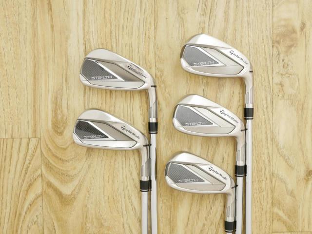 Iron set : Taylormade : ชุดเหล็ก Taylormade Stealth (ออกปี 2022 Japan Spec.) มีเหล็ก 6-Pw (5 ชิ้น) ก้านเหล็ก KBS Max MT 85 Flex S