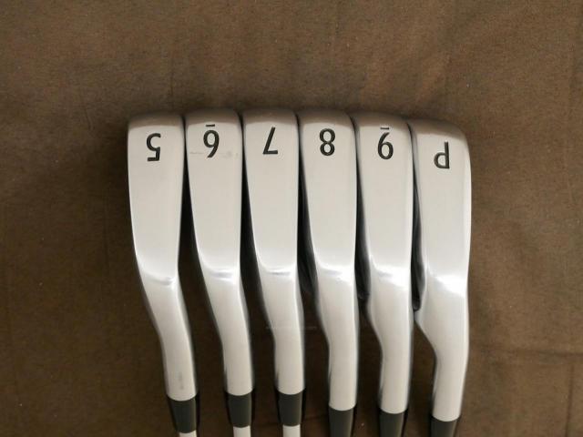 Iron set : Titleist : ชุดเหล็ก Titleist VG3 Forged (Japan Spec. ออกปี 2015) มีเหล็ก 5-Pw (6 ชิ้น) ก้านเหล็ก NS Pro 950 Flex S