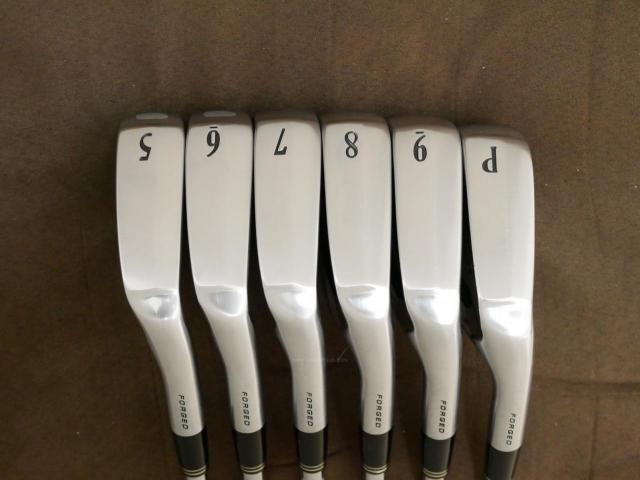 Iron set : Other Brand : ชุดเหล็ก Srixon Z545 Forged มีเหล็ก 5-Pw (6 ชิ้น) ก้านเหล็ก NS Pro 980 DST Flex S