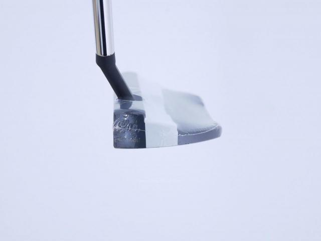 Putter : All : **ของใหม่ ยังไม่แกะพลาสติก** พัตเตอร์ Odyssey White Hot VERSA THREE T S (ออกปี 2023) ก้าน Stroke LAB ยาว 33 นิ้ว