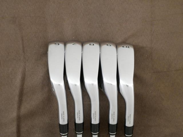 Iron set : Honma : ชุดเหล็ก Honma Tour World TR21X (ออกปี 2021 ตีง่าย ไกล) มีเหล็ก 6-10 (5 ชิ้น) ก้านเหล็ก NS Pro 950 NEO Flex R