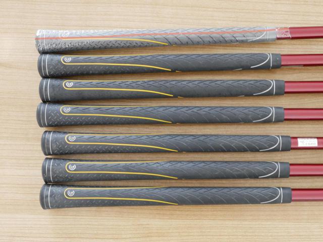 Iron set : Other Brand : ชุดเหล็กกระเทย Cleveland Hi-Bore (ตีง่ายมากๆ) มีเหล็ก 4-Pw (7 ชิ้น) ก้านกราไฟต์ Flex R